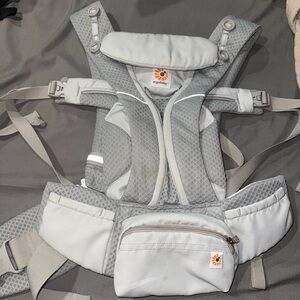 Ergobaby Carrier with Gray Pouch